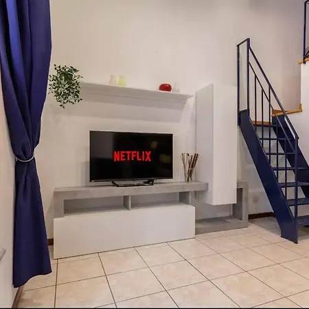 Luxury Loft On The Duomo Wifi & Netflix Apartamento